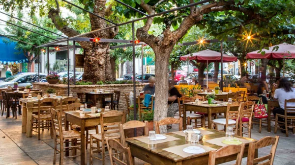 Τρεις ιδέες για αυγουστιάτικο τσιμπολόγημα 