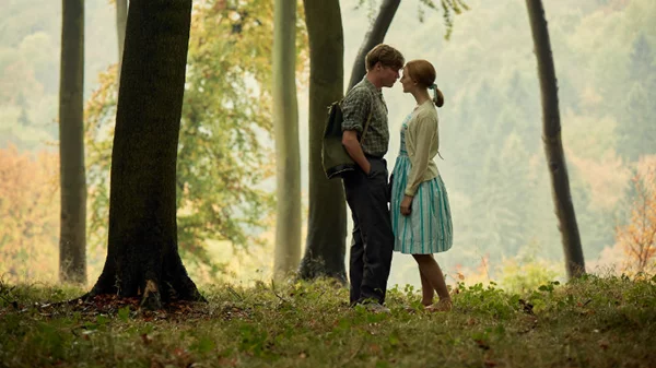 Αυτές οι ταινίες θα σας μάθουν τα πάντα για τα βρετανικά ‘60s