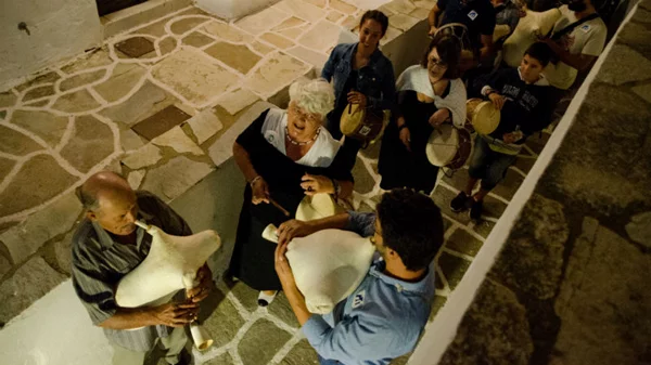 Διαδρομές στη Μάρπησσα: Το φεστιβάλ που επαναπροσδιορίζει την παράδοση της Πάρου επιστρέφει