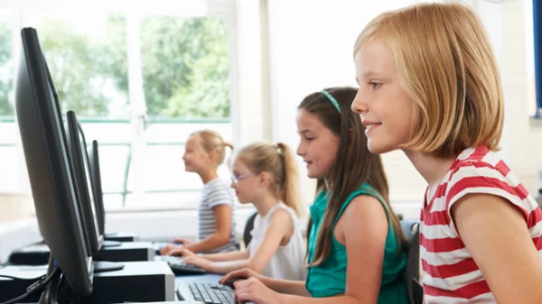 Η Microsoft φέρνει το πρώτο bootcamp για κορίτσια στην Ελλάδα