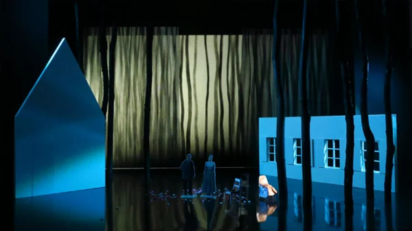 Γενούφα σε πανελλήνια πρώτη στη Λυρική