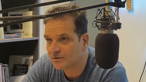 Οι Church Sessions ξεκινούν με την Kovacs και ο Γιώργος Μουχταρίδης μας μιλάει γι’ αυτά τα ξεχωριστά συναυλιακά events