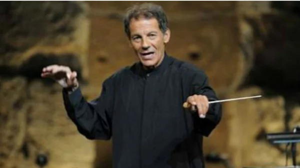 Με τον Ξαρχάκο, το ρεμπέτικο γίνεται ραπ!