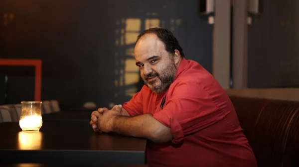 Ο Ηλίας Σκουλάς για μια βραδιά στο «Άδολο»