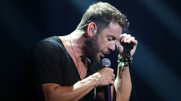 Φωτιά στα Σαββατόβραδα βάζει ο Μαζωνάκης, με Άντζελα και Κουρκούλη