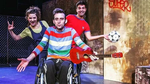 Για ένα καθολικά προσβάσιμο θέατρο