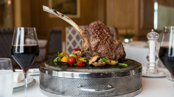 Νέες γεύσεις στο «Τhe Parliament»