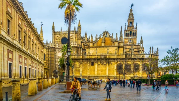 Στην ανανεωμένη Σεβίλη το φλαμένκο συναντά το hip