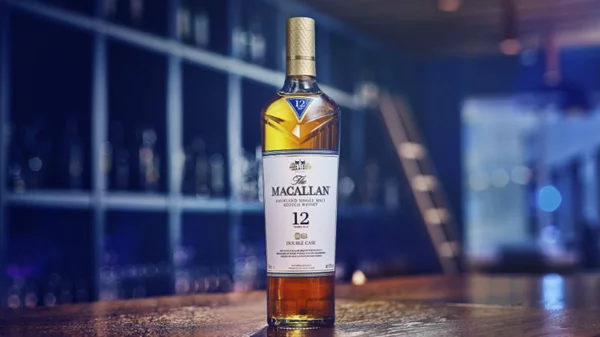 Το Macallan 12 ετών double cask κάνει φινάλε-έκπληξη στους Χρυσούς Σκούφους 2019