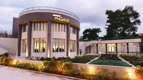 Τσικνοπέμπτη με Χριστοδουλόπουλο στο «Άλσος»!