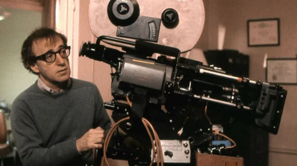 Ο Γούντι Άλεν επιστρέφει σε γυρίσματα