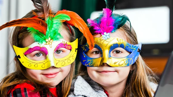 Μουσική, κατασκευές και μασκαρέματα για αυτό το Σαββατοκύριακο (2-3/3)