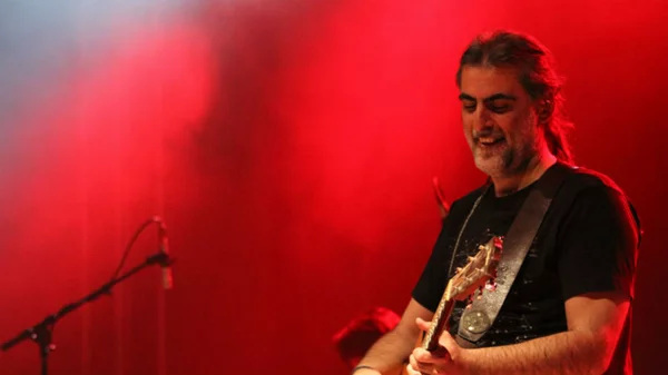 Ο Φίλιππος Πλιάτσικας συναντά τον Μανώλη Φάμελο