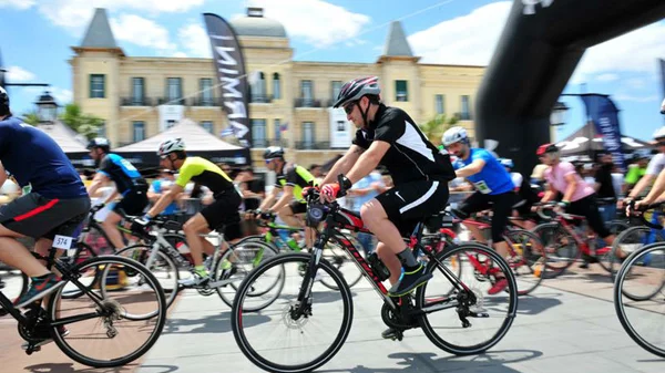 4 προτάσεις για τους λάτρεις των σπορ που συνδυάζουν δράση και sightseeing