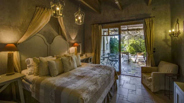 6+1 ξεχωριστά ξενοδοχεία και ξενώνες για την 28η Οκτωβρίου