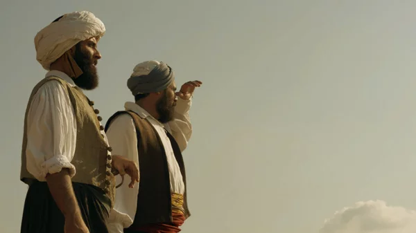 «Oι πειρατές του Αιγαίου»: Ο Γιώργος Αυγερόπουλος κάνει ποιοτικό ρεσάλτο στο OPEN