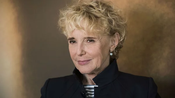 Η Κλερ Ντενί μιλάει για το δικό της ταξίδι στ’ αστέρια 