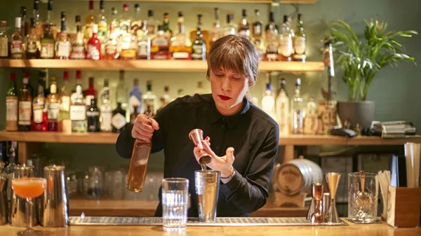  «Spoiled», «Bartesera» και «Drunk Sinatra» φέρνουν τα νέα κοκτέιλ στην πόλη