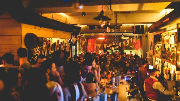 Στο «Bairro» έχουν easter party 