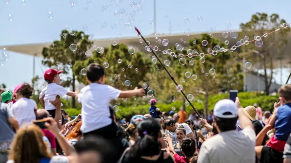 Η Πρωτομαγιά ανθίζει στο Κέντρο Πολιτισμού – Ίδρυμα «Σταύρος Νιάρχος»