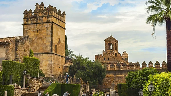 Η Κόρδοβα γιορτάζει την άνοιξη στις αυλές της