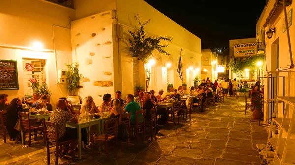 Ψάχνετε τα πιο ατμοσφαιρικά νησιά της Ελλάδας; Ξεκινήστε από αυτά τα 6!