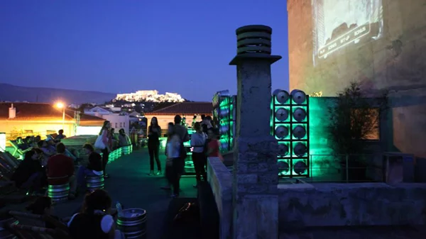 Μήπως ήρθε η ώρα να την κάνουμε ταράτσα;