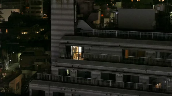 Η ανατροπή του ιδιωτικού μέσα από το φακό του Leonardo Pucci στην Crux Galerie