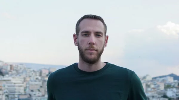 Ο Χρυσός Φοίνικας μικρού μήκους στον Βασίλη Κεκάτο!