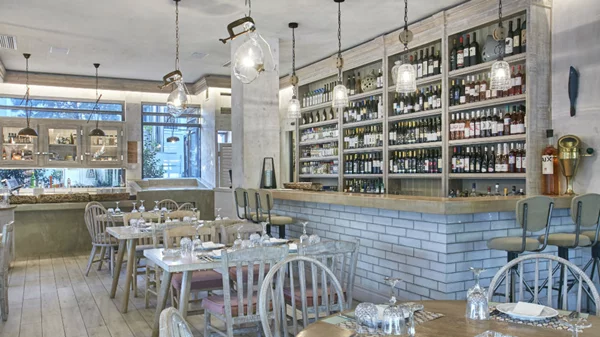 Ο Ηλίας Μαμαλάκης στο «Άδολο»