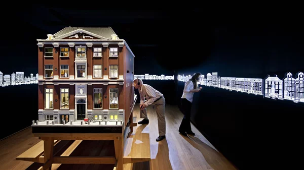 4 + 3 εμπειρίες που θα σας πείσουν ότι το Άμστερνταμ είναι μια πρωτεύουσα έξω από τα συνηθισμένα 