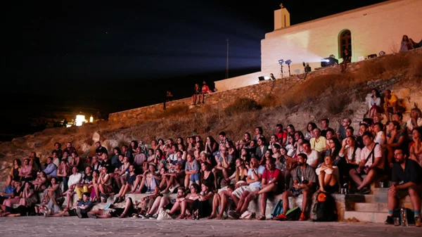 Η Κασσάνδρα Σελεστέν μας «ξεναγεί» στο 7ο Διεθνές Φεστιβάλ Κινηματογράφου της Σύρου