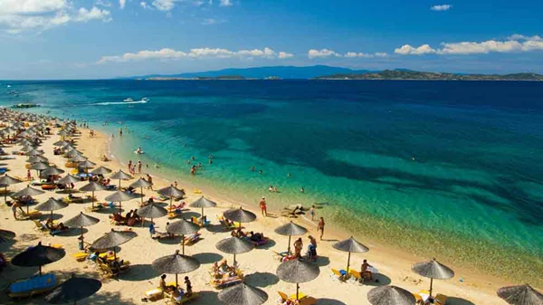 Κοσμική, εναλλακτική ή ορεινή; Βρες τη Χαλκιδική που σου ταιριάζει 