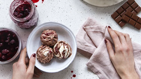 Tο νέο Mövenpick Black Forest είναι η καλοκαιρινή μας εμμονή!