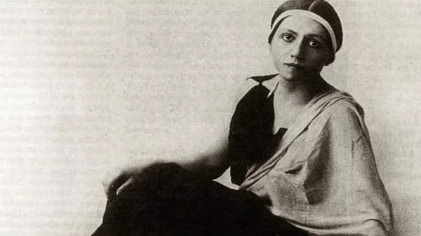 Η ζωή της Μαρίκας Κοτοπούλη στο θέατρο