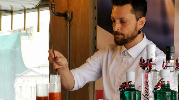 Νικητής στο διαγωνισμό Chasing Tails o Αργύρης Σελιμάς