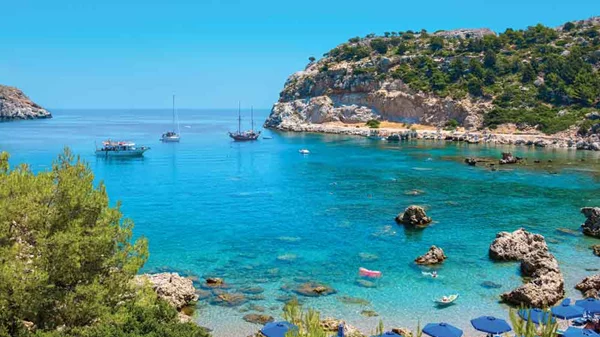 Ρόδος: Ρεκόρ για την τουριστική κίνηση του νησιού