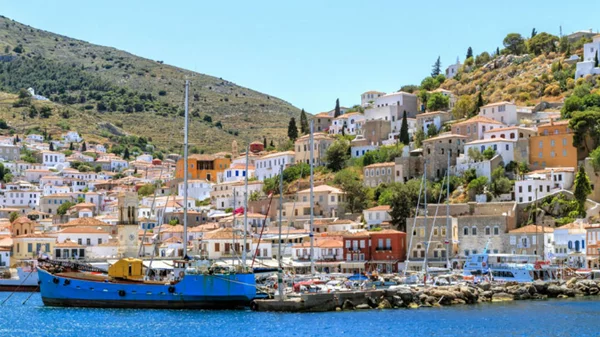 ANIMART: Το φεστιβάλ που στηρίζει τη νεανική καλλιτεχνική δημιουργία έρχεται για πρώτη φορά στην Ύδρα