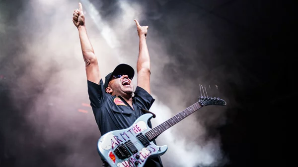 Όλα όσα ζήσαμε στο επαναστατικό πάρτι των «Prophets of Rage» 