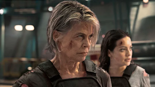 Η Σάρα Κόνορ αλλάζει το μέλλον στο τρέιλερ του «Εξολοθρευτής: Σκοτεινό Πεπρωμένο»