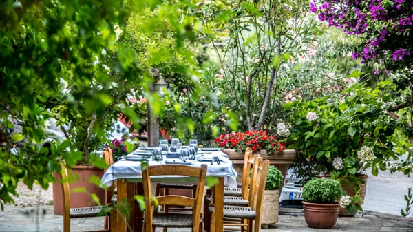 Κήποι και αυλές για κάθε διάθεση