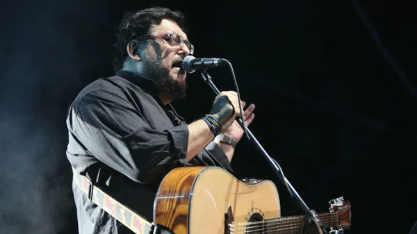 Η Αδελφότητα Τηνίων Καρδιανιωτών γιορτάζει τα 90 της χρόνια με αφιέρωμα στον Λαυρέντη Μαχαιρίτσα