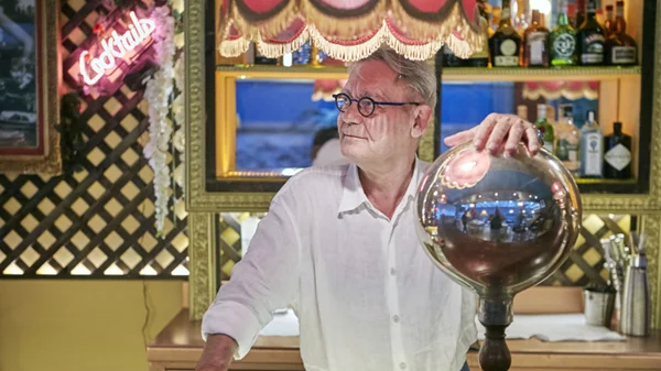 Το ολοκαίνουργιο «Dirty Ginger» ανοίγει τις πόρτες του