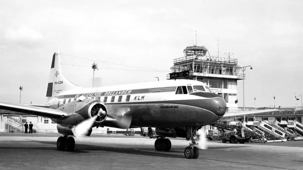 Η KLM γίνεται 100 και το γιορτάζει!