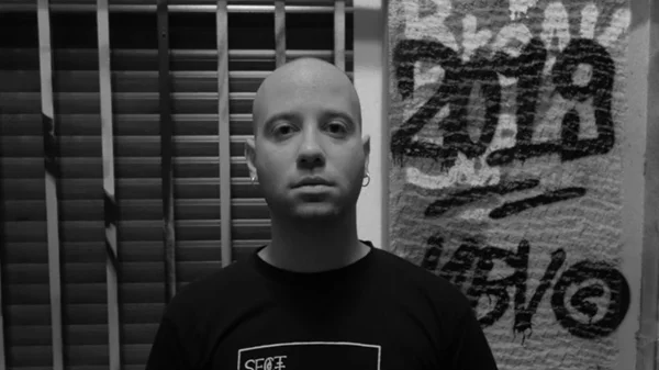 Το Σάββατο το Sonar θα πάθει Blakaut