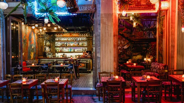 Το «Gypsy Jungle» κάνει την πλατεία Αγ. Ειρήνης… ζούγκλα!