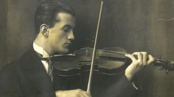 Ολοκληρώνεται το Έτος Σκαλκώτα στο Μέγαρο