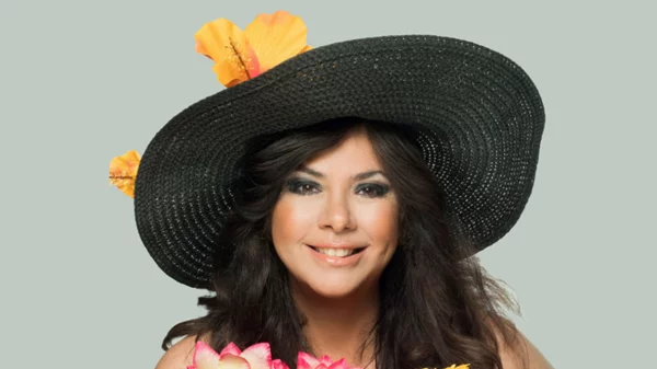 Βάσια Παναγοπούλου: «Ο θεατής πρέπει να νιώθει “βασιλιάς” όταν βρίσκεται στο θέατρο»