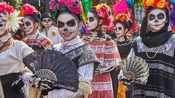 Η Ημέρα των Νεκρών ζωντανεύει στην Αθήνα για 20η χρονιά