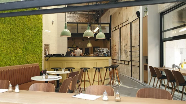 Στο «Dope» έχεις πολλούς λόγους να εθιστείς στον καφέ και όχι μόνο